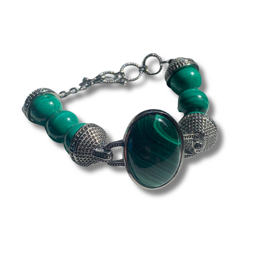 MALACHITE BEADED BRACELET