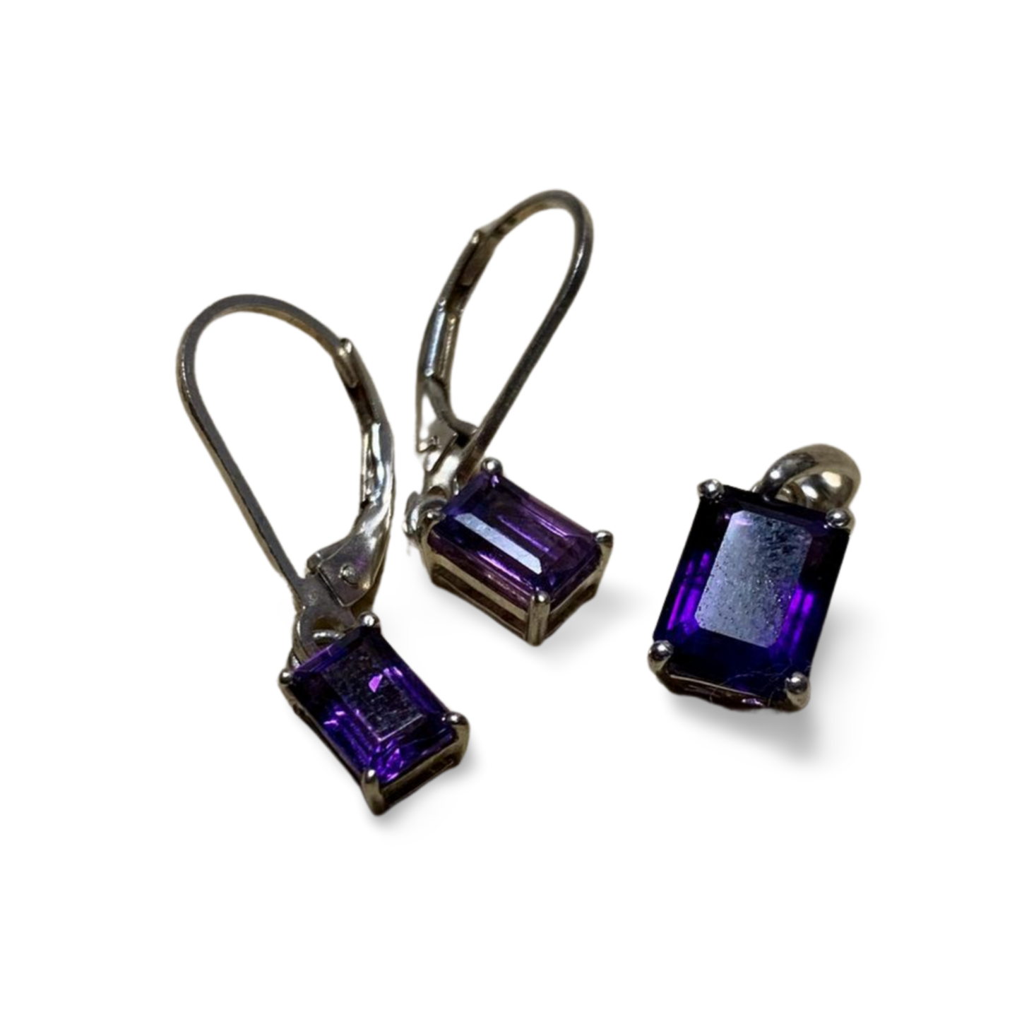 AMETHYST AAA GRADE SILVER LEVER ARCH EARRINGS & PENDANT SET