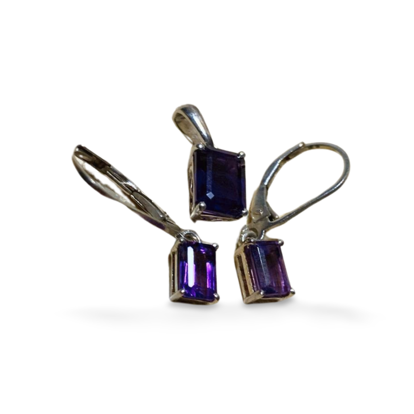 AMETHYST AAA GRADE SILVER LEVER ARCH EARRINGS & PENDANT SET